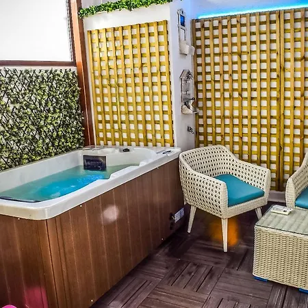 Hotel Nomada 2*